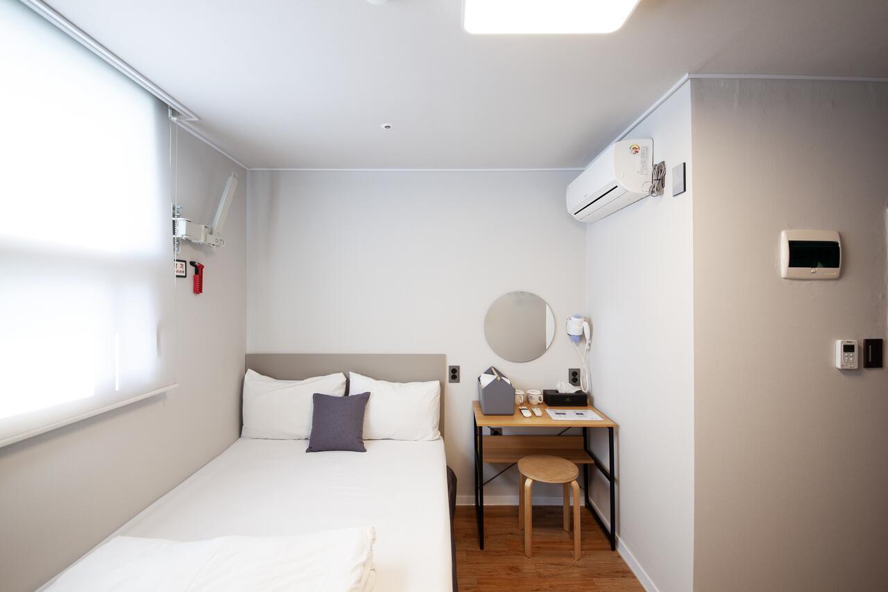 K-Grand Hostel Dongdaemun Seoul Exterior photo